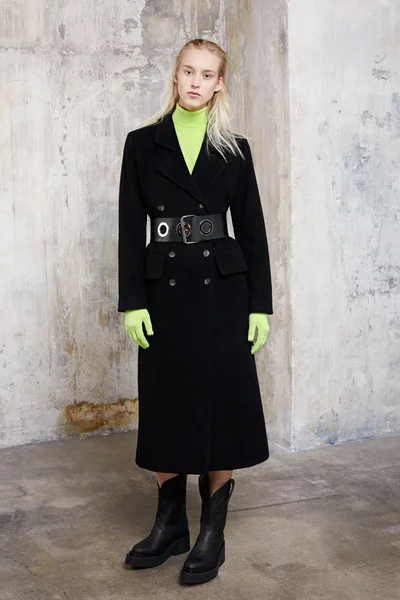 Look 1
